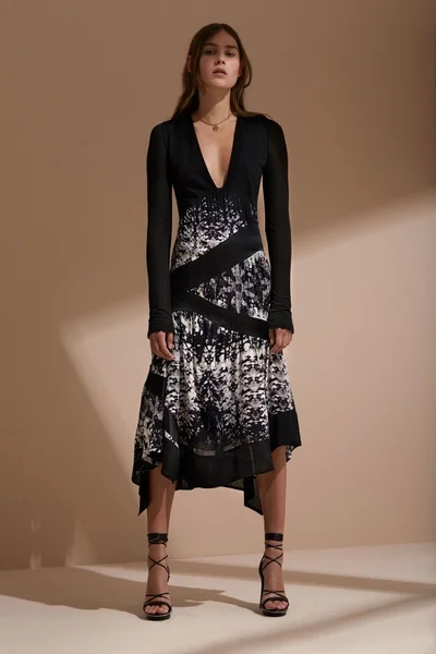 Look 17